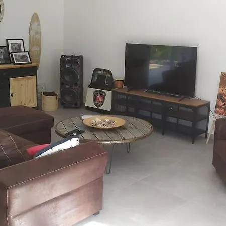 Maison De