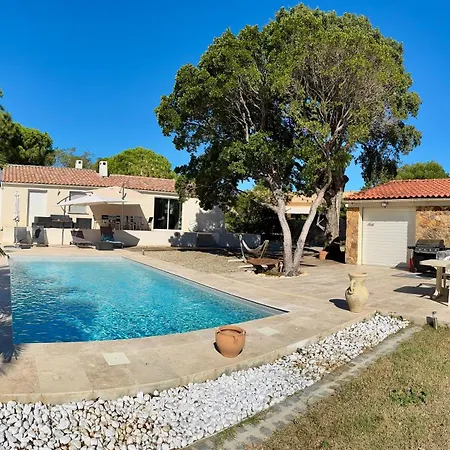 Maison De